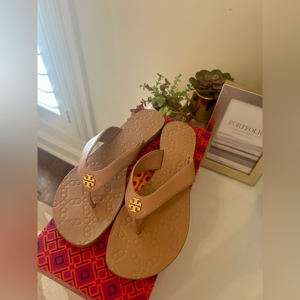 Tory Burch Leather Monroe Thong Sandals